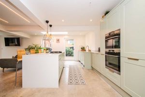 Photo 13- click for photo gallery